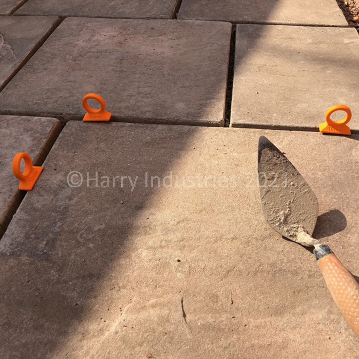 TidySlab Re-useable Patio Slab Spacer Tool – TidyFence